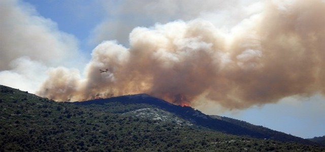 Western North America experiencing wildfire rage as temperatures surge 